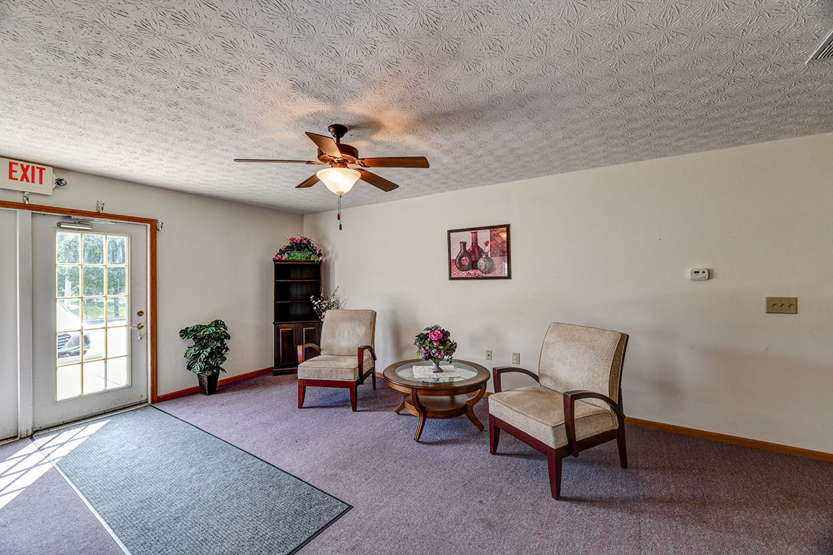 Troon Crossing Apartments, 601 Troon Crossing Circle, Zanesville, OH